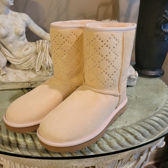 Ugg Classic Short Crystal Diamond Boots #400 ugg s/n 1014471 - Picture 3 of 17